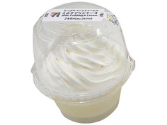 セブン-イレブン たっぷりバニラクリームのミルクプリンケーキ