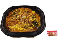 セブン-イレブン 牛肉と青ネギのふんわり玉子丼 商品写真