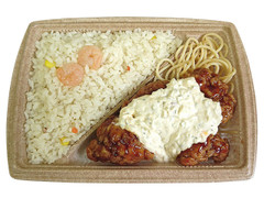 セブン-イレブン 海老ピラフ＆チキン南蛮弁当 商品写真