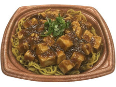 セブン-イレブン 甘辛麻婆豆腐焼そば 商品写真