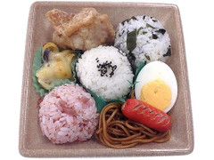 セブン-イレブン 3種のおむすび弁当 商品写真