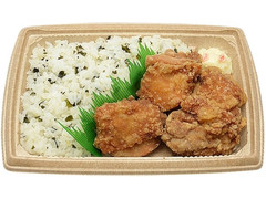 セブン-イレブン 三陸産わかめご飯の唐揚げ弁当 商品写真