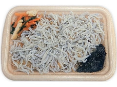 篠島港水揚げしらす御飯