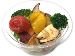 セブン-イレブン 旨塩仕立て カラフル焼き野菜の冷製サラダ 商品写真