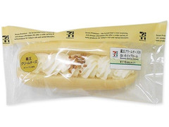 セブン-イレブン 蔵王クリームチーズの白いホイップロール