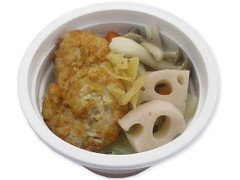 セブン-イレブン 鶏つくねと根菜で食べる生姜スープ 商品写真