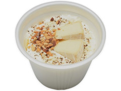 セブン-イレブン ショートパスタ カマンベール＆チーズクリーム 商品写真
