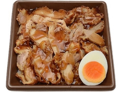 セブン-イレブン 甘辛ダレで食べる鶏めし