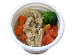セブン-イレブン ♪73kcal野菜と蒸し鶏のコンソメスープ 商品写真