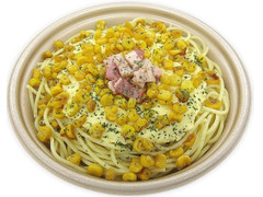 セブン-イレブン たっぷりコーンくりーむパスタ 商品写真