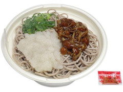 セブン-イレブン 北海道産蕎麦粉使用なめこおろしそば 商品写真