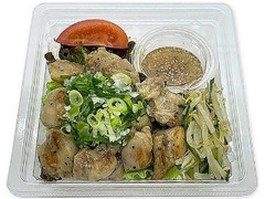 セブン-イレブン ねぎ塩チキンのサラダ