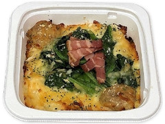 旬のほうれん草とポテトのチーズ焼き