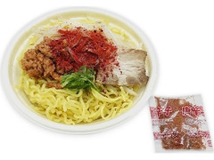 セブン-イレブン 魚介ダシの辛口まぜ麺 大豆ミート炒め入り