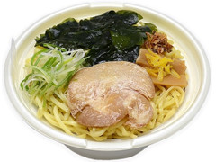 セブン-イレブン 焼あごだし香る塩ラーメン 商品写真