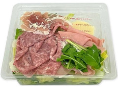 セブン-イレブン ソフトサラミとパンチェッタのサラダ 商品写真