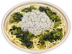 淡路島産ちりめんとピリ辛高菜のパスタ