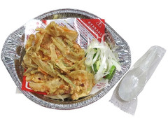 セブン-イレブン 小海老香るかき揚げ天ぷら鍋焼うどん 商品写真