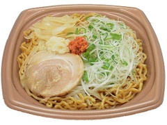 セブン-イレブン 札幌すみれ監修 にんにく醤油焼ラーメン 商品写真