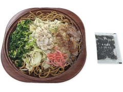 セブン-イレブン 醤油仕立ての和風焼そば 商品写真