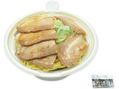 セブン-イレブン 熟成ちぢれ麺 喜多方チャーシュー麺 商品写真