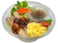 セブン-イレブン 照焼チキンと玉子のパスタサラダ