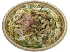 セブン-イレブン 3種きのことベーコンの和風パスタ 商品写真