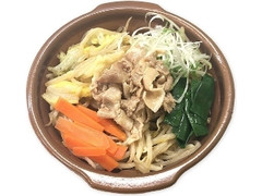 1／2日分の野菜豚もやし鍋