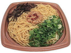 セブン-イレブン ニンニク香る！豚骨焼ラーメン 商品写真