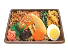 セブン-イレブン 鶏つくねと彩りおかずの竹の子御飯 商品写真