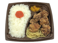 セブン-イレブン にんにく醤油仕立ての鶏からあげ弁当 商品写真