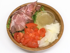 セブン-イレブン チーズと食べるトマトのパスタサラダボウル 商品写真