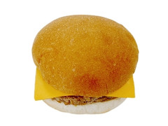 とろけるチーズのチーズバーガー