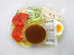 セブン-イレブン 呉風冷麺 唐辛子酢付き 商品写真