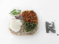 セブン-イレブン なめこ山菜おろし蕎麦 商品写真