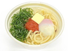 セブン-イレブン まぜ麺 明太子と大葉の温たまバターうどん