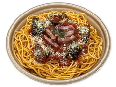 静岡県産ナスとベーコンのトマトソースパスタ