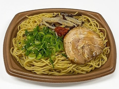 豚骨焼ラーメン 辛味噌添え