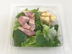 3種レタスのシーザーサラダ