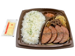 ソーセージステーキ＆牛焼肉弁当