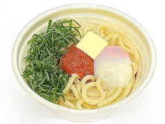 セブン-イレブン 信州産小麦麺の明太温玉バターうどん 商品写真