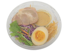 野菜増量 味付き玉子のラーメンサラダ