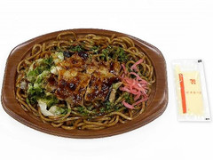 セブン-イレブン もちもち麺の大盛りソース焼そば 商品写真