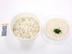 セブン-イレブン 鳥取県産ねばりっこの麦とろ丼 商品写真