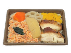 セブン-イレブン 桜海老のだしご飯と鶏の照り焼き 商品写真