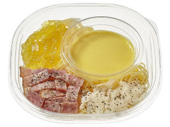 セブン-イレブン 冷製パスタ ベーコンとチーズのレモンクリーム 商品写真