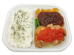 和風ハンバーグとトマトチキン弁当