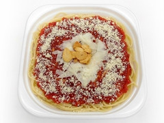 にんにくとチーズのピリ辛トマトパスタ