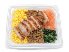 セブン-イレブン 鶏の照り焼きとそぼろのお弁当 商品写真