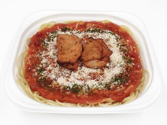 チキンのガーリックトマトソースパスタ